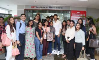Student Interaction with Celebrity Karan Kundrra